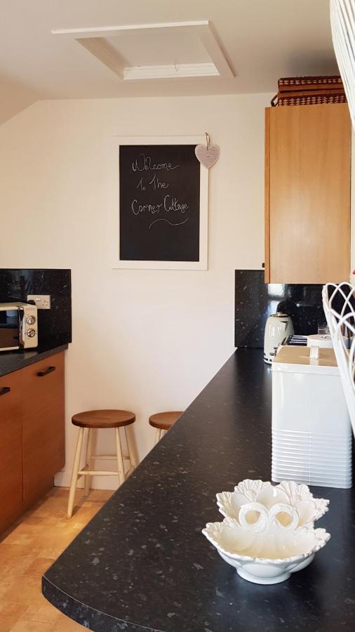 The Corner Cottage Sandwick  ภายนอก รูปภาพ